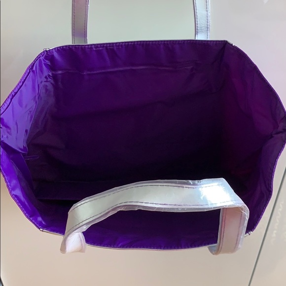 Clinique Tote Bag - Picture 3 of 4